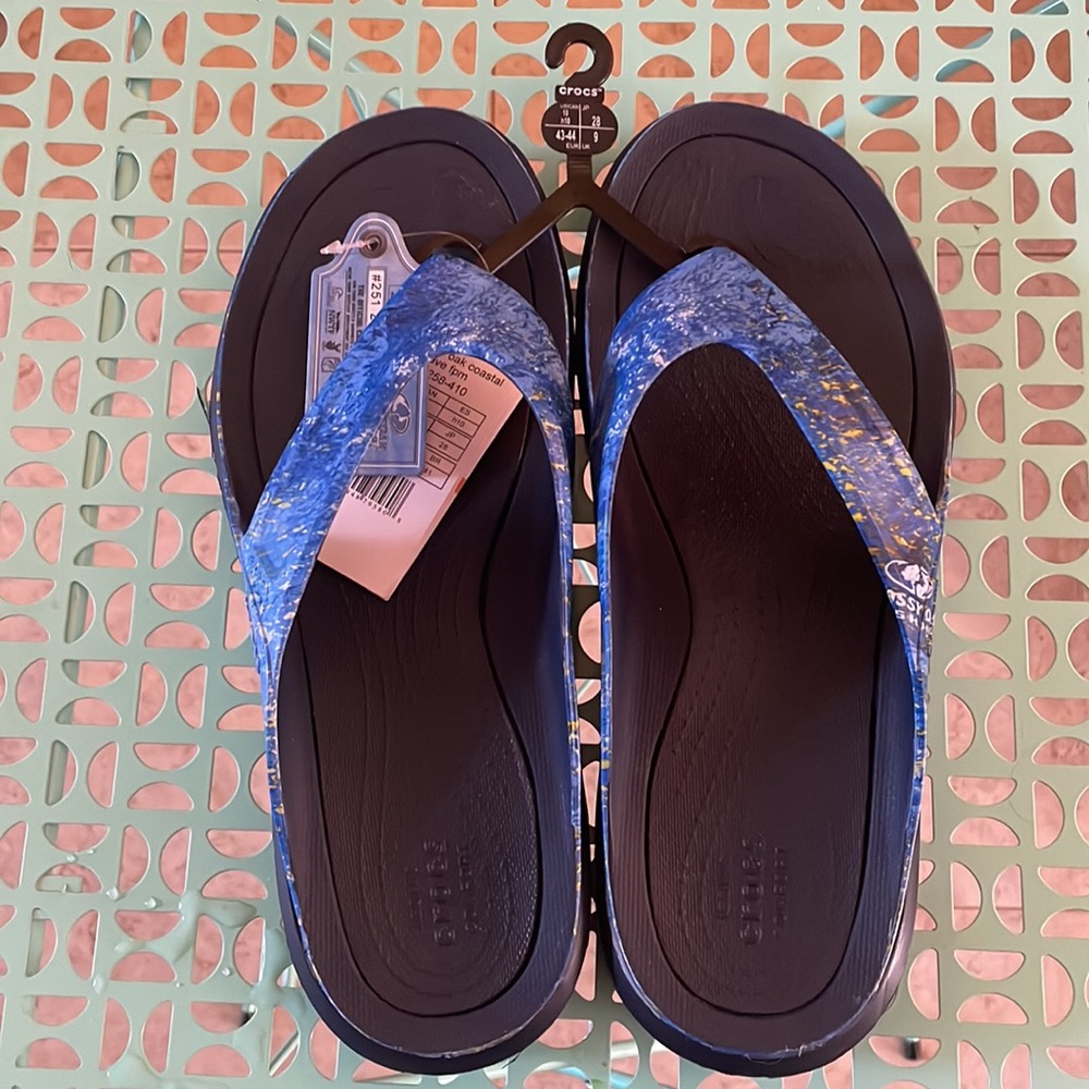 New Mens Crocs Swiftwater Mossy Oak Coastal Wave Flip Flop Sandals